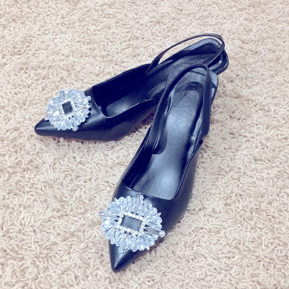 Dress heel shoes